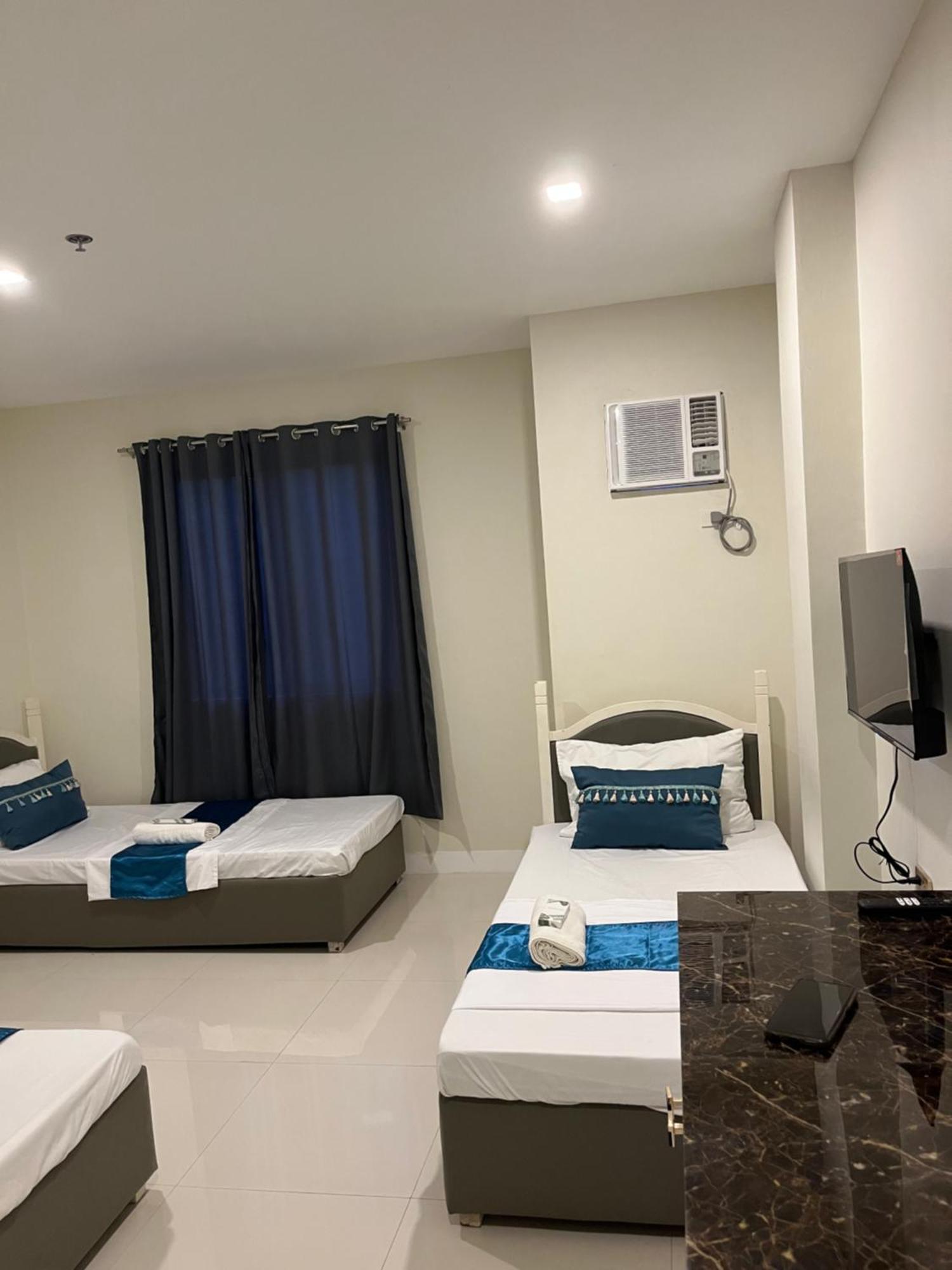 717 Residences Iloilo City Exterior photo
